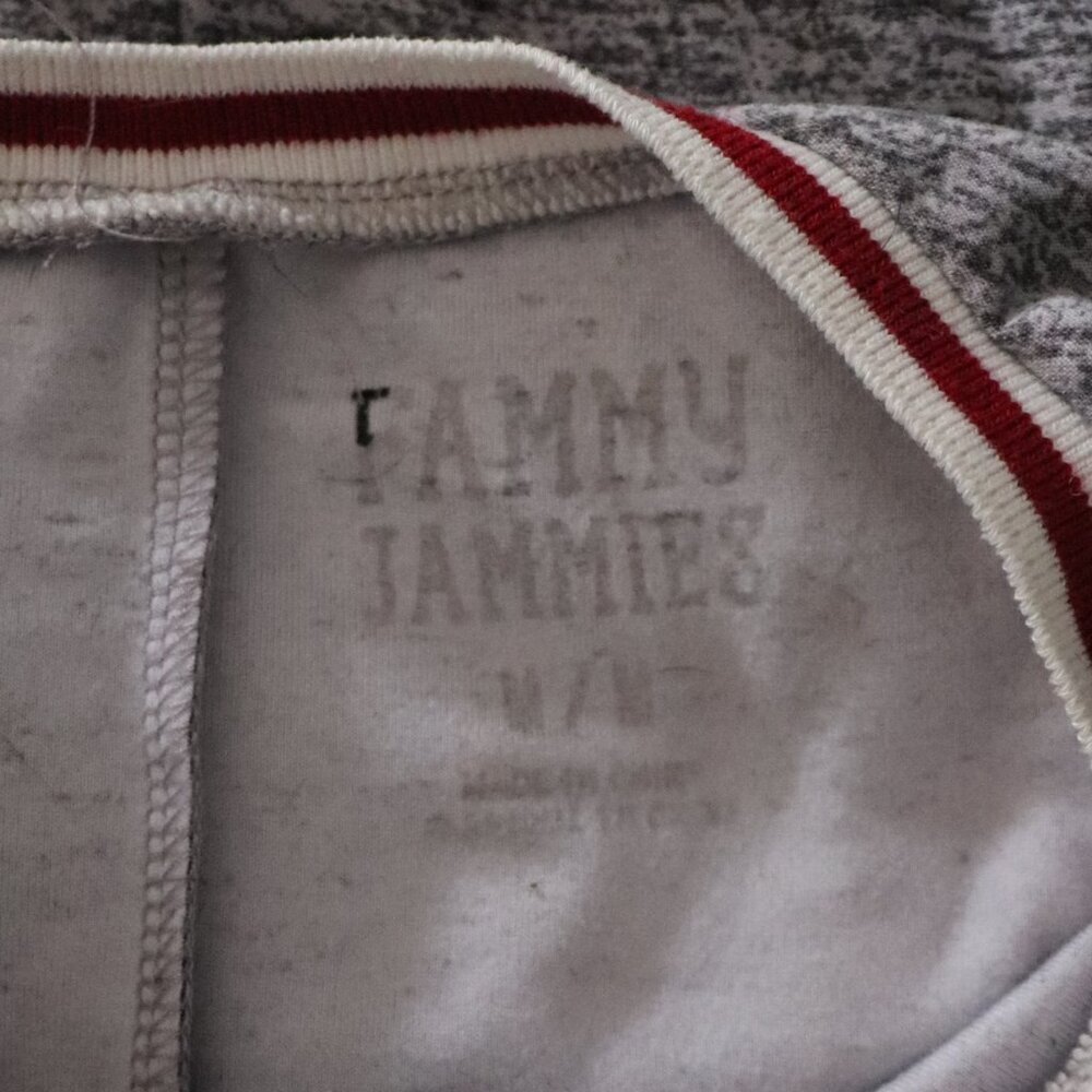 Fammy Jammies Unisex Sz M Grey‎ One Piece Stretch Skinny Buttoned Lounge Pajamas - Picture 14 of 15